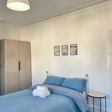 Cosy Double Rooms A Stones Throw From Wembley Stadium London Exteriör bild