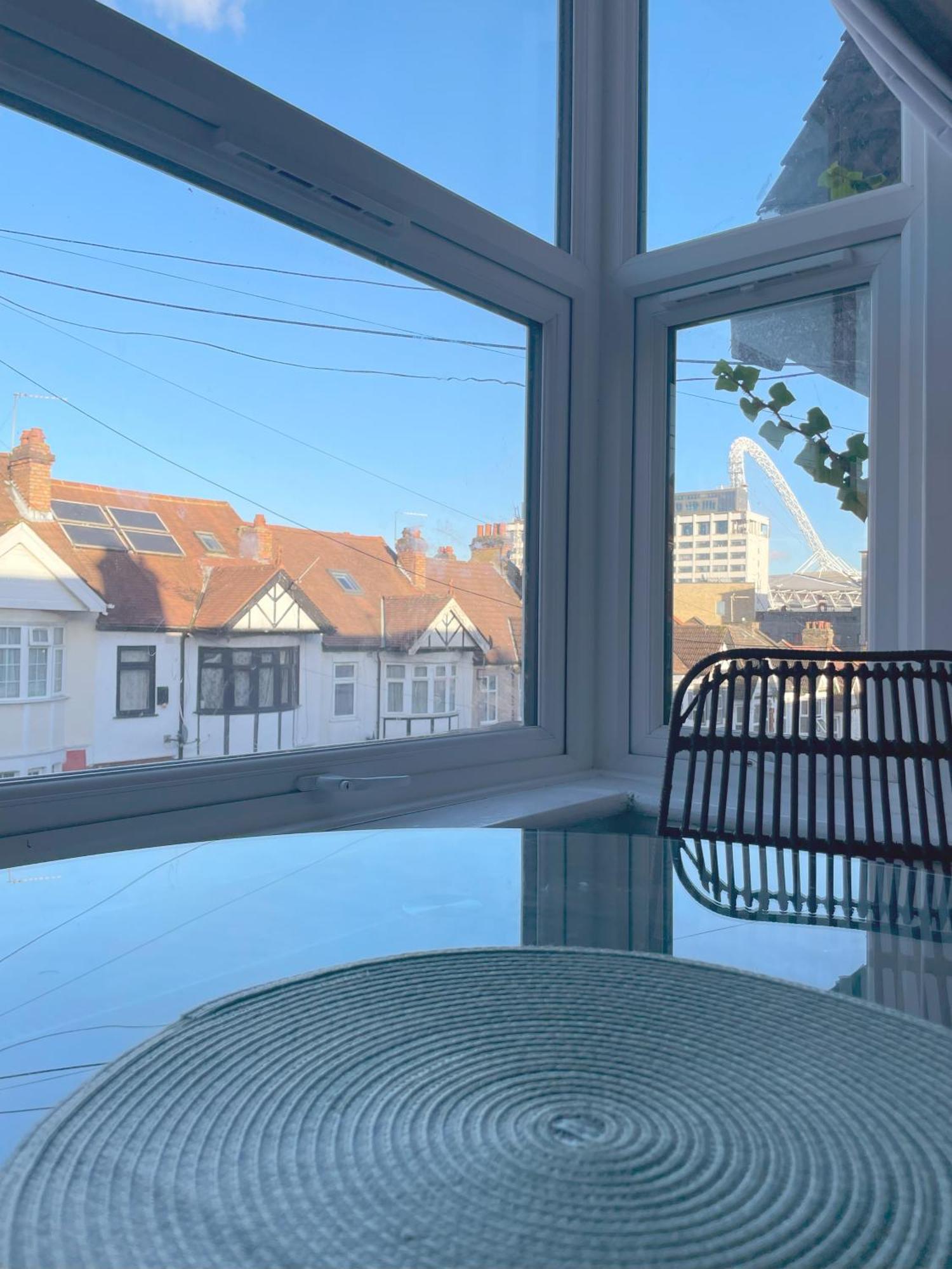 Cosy Double Rooms A Stones Throw From Wembley Stadium London Exteriör bild