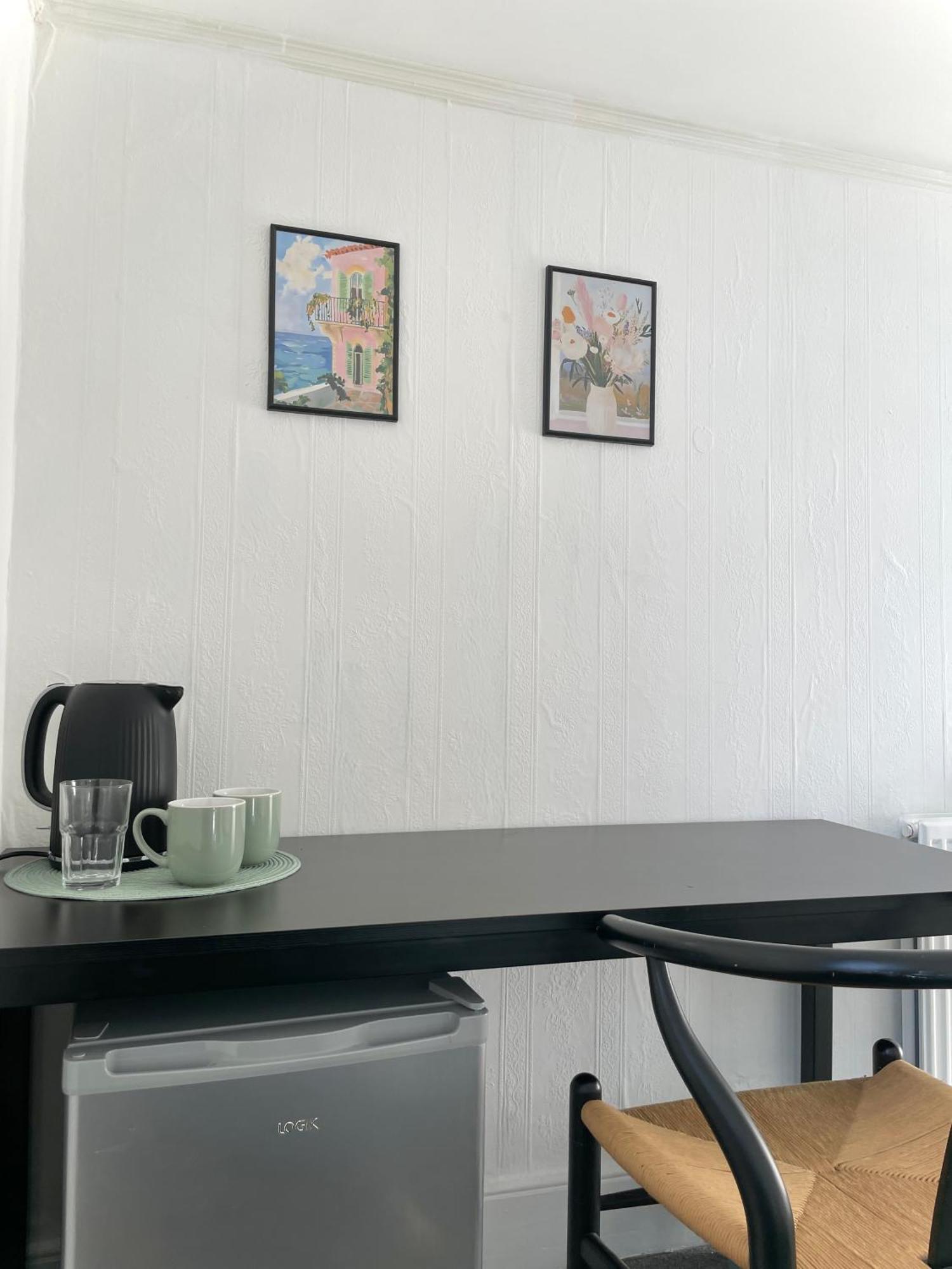 Cosy Double Rooms A Stones Throw From Wembley Stadium London Exteriör bild
